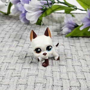 Littlest Pet Shop LPS #577 Great Dane 1 Brown & 1 Blue Eye White & Brown Body